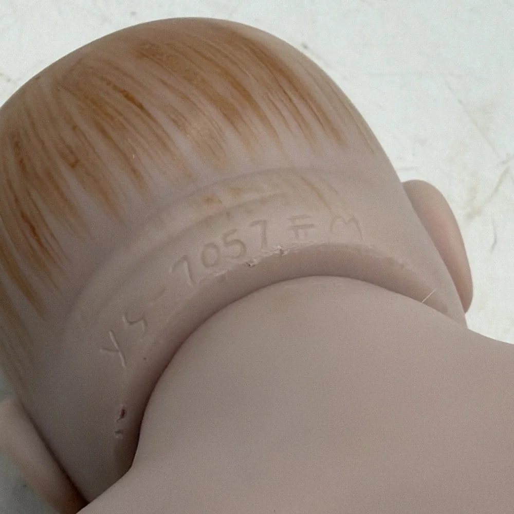 Full Body Silicone Baby Girl Reborn Baby Doll Accurate Model